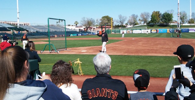 Bochy Saying Hi (Edit)